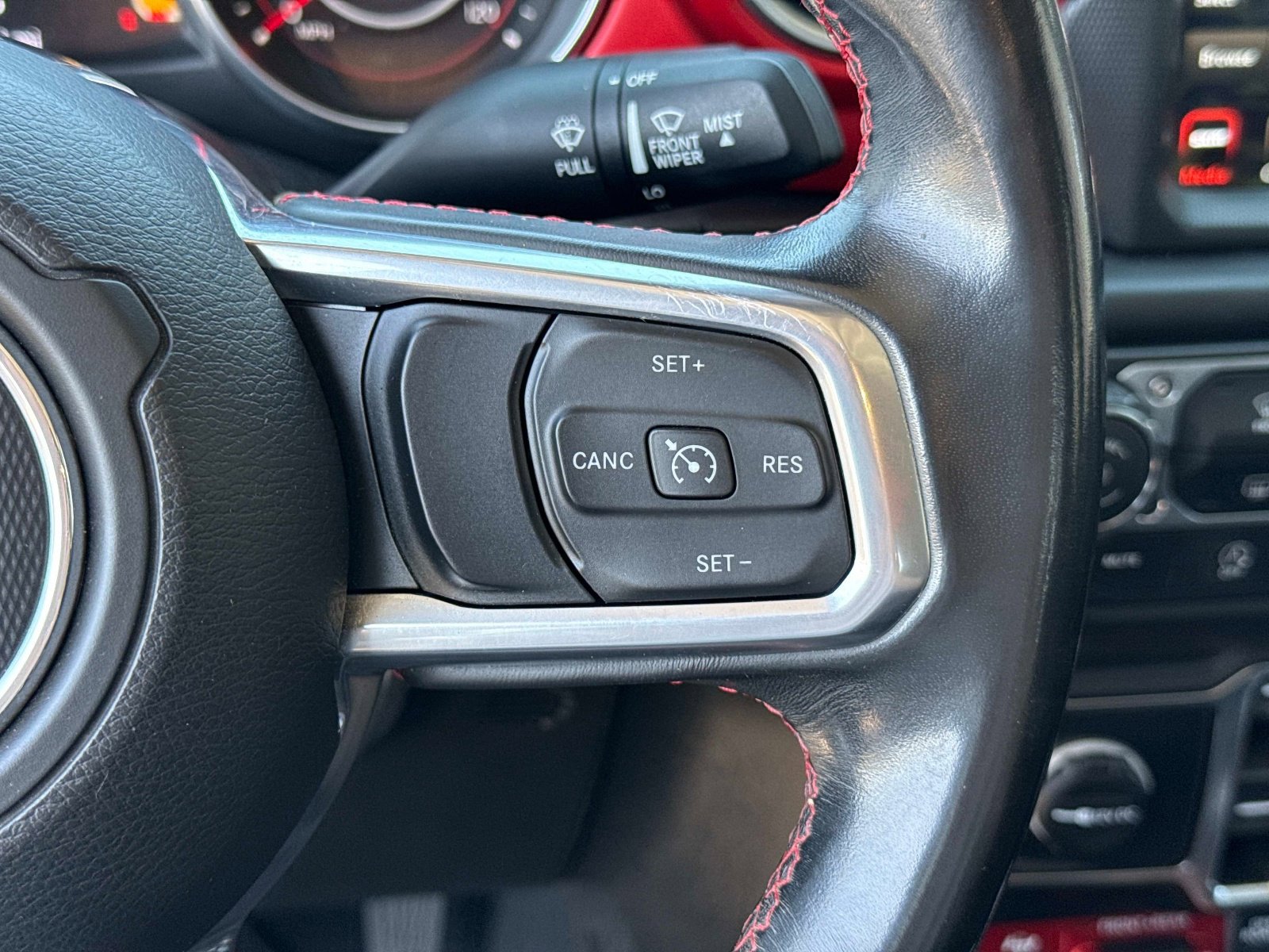 Used 2020 Jeep Gladiator Rubicon AWD/4WD image 31