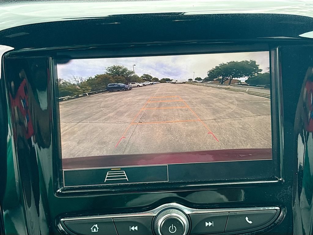 Used 2023 Chevrolet Traverse LT FWD image 13