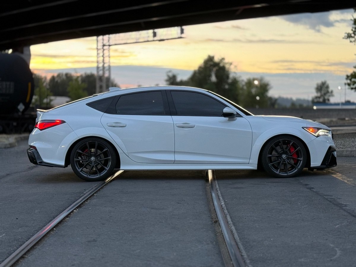Used 2024 Acura Integra Type S FWD image 2