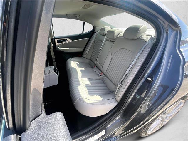 Used 2020 Genesis G70 2.0T w/ Elite Package RWD image 28