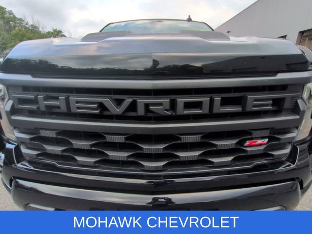 Used 2022 Chevrolet Silverado 1500 Custom Trail Boss AWD/4WD image 32