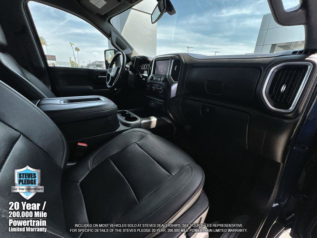 Certified 2022 Chevrolet Silverado 2500 LTZ w/ LTZ Convenience Package AWD/4WD image 31