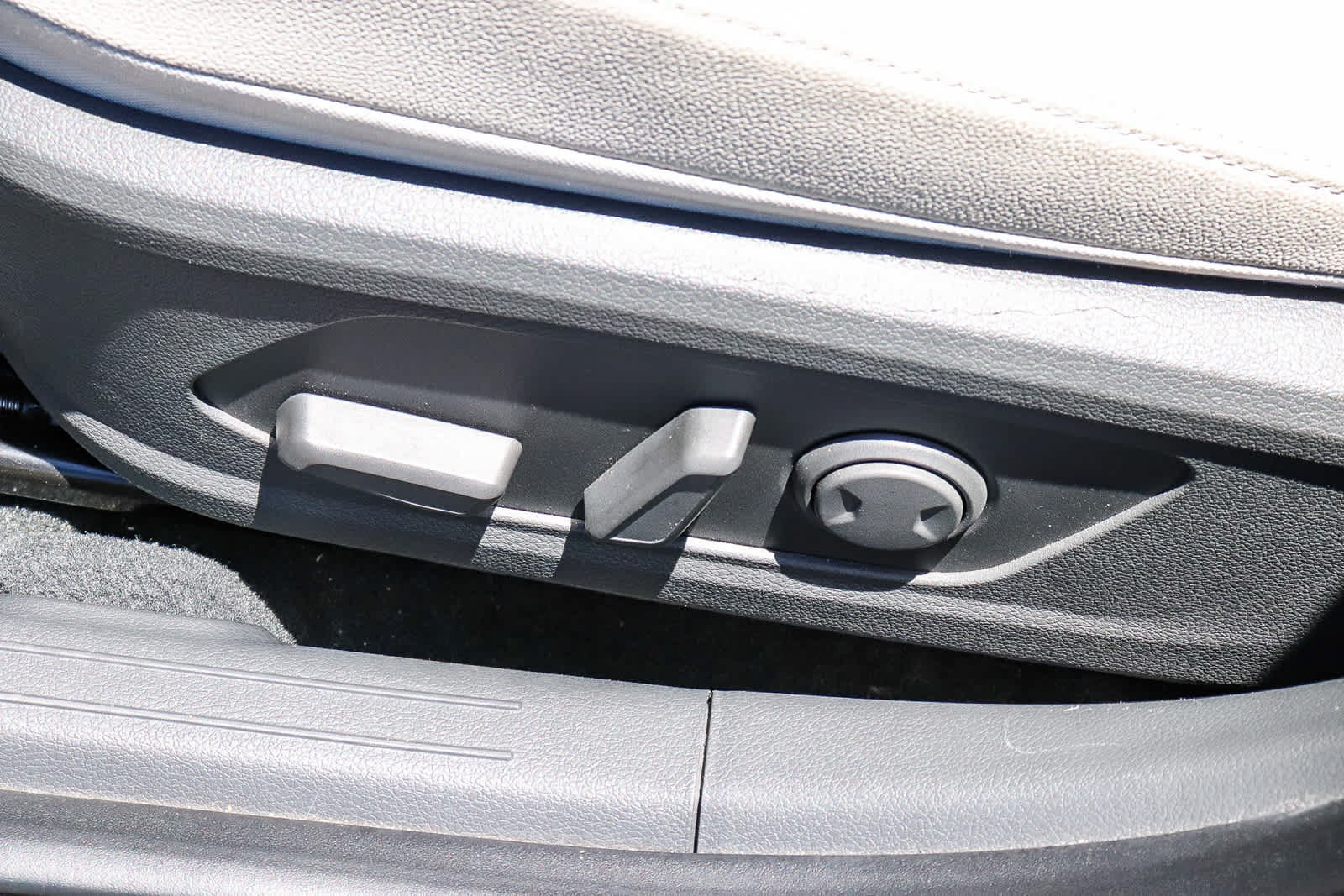 Used 2023 Hyundai Sonata Limited FWD image 30