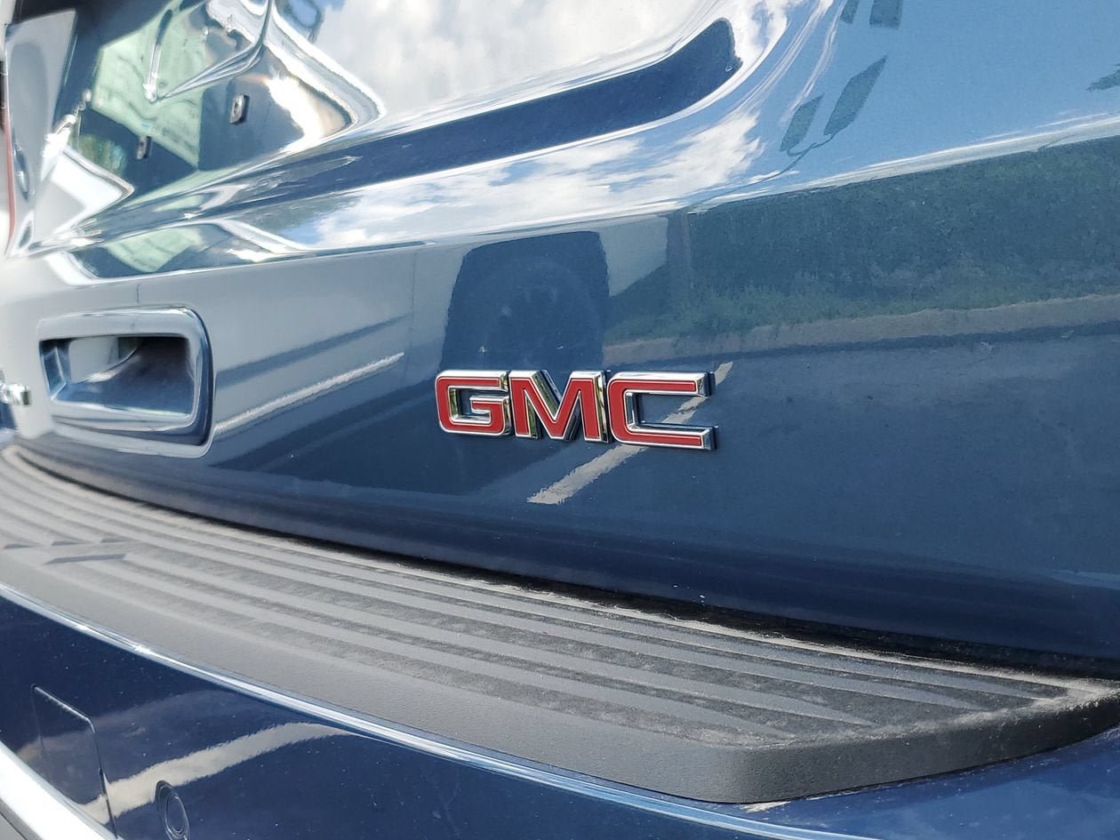 New 2026 GMC Yukon XL Denali w/ Denali Reserve Package RWD image 7