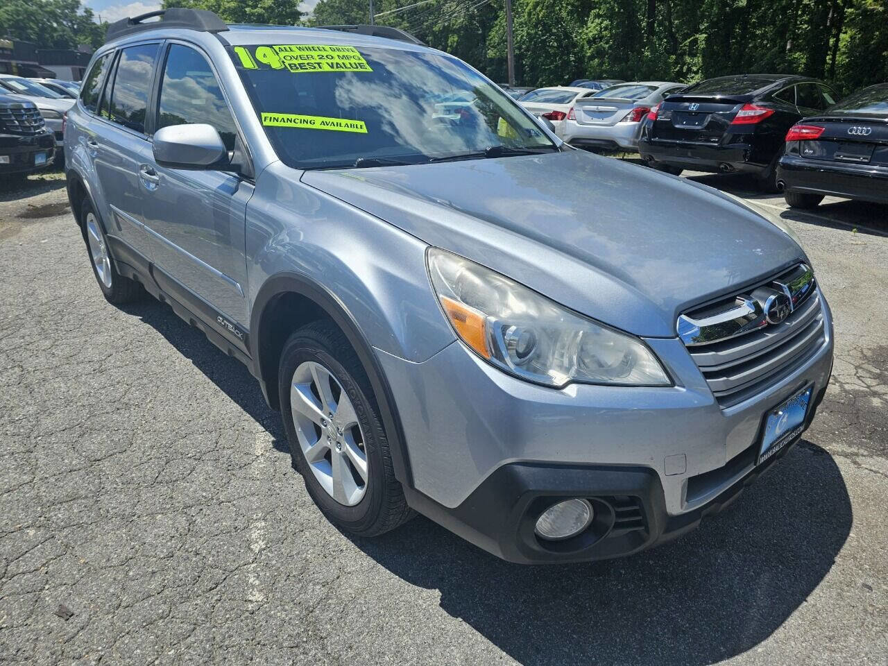 Used 2014 Subaru Outback 2.5i Premium w/ Moonroof Package image 3