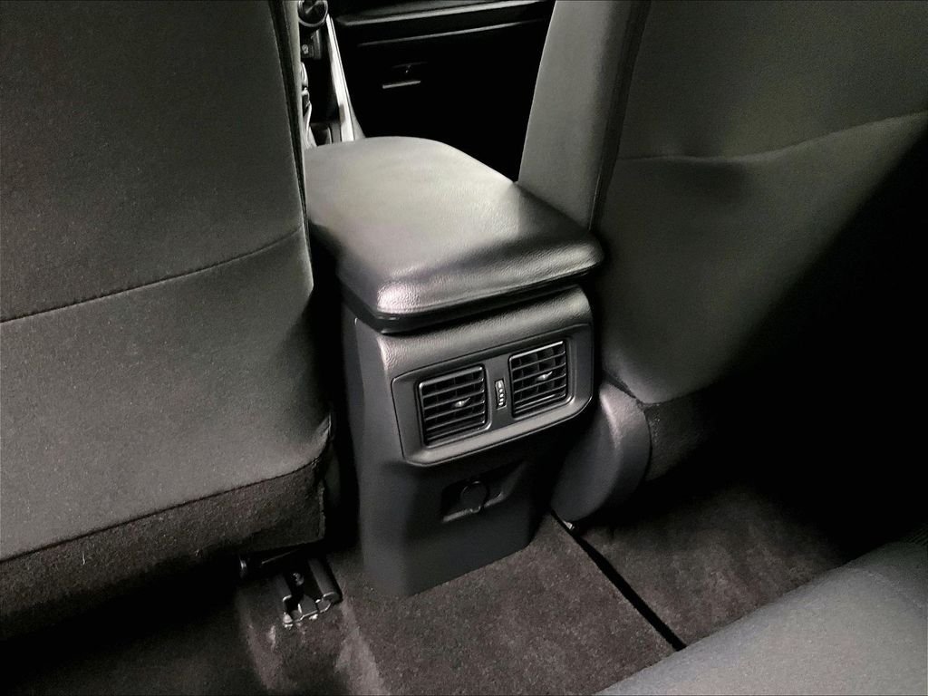 Certified 2023 Toyota RAV4 LE AWD/4WD image 26