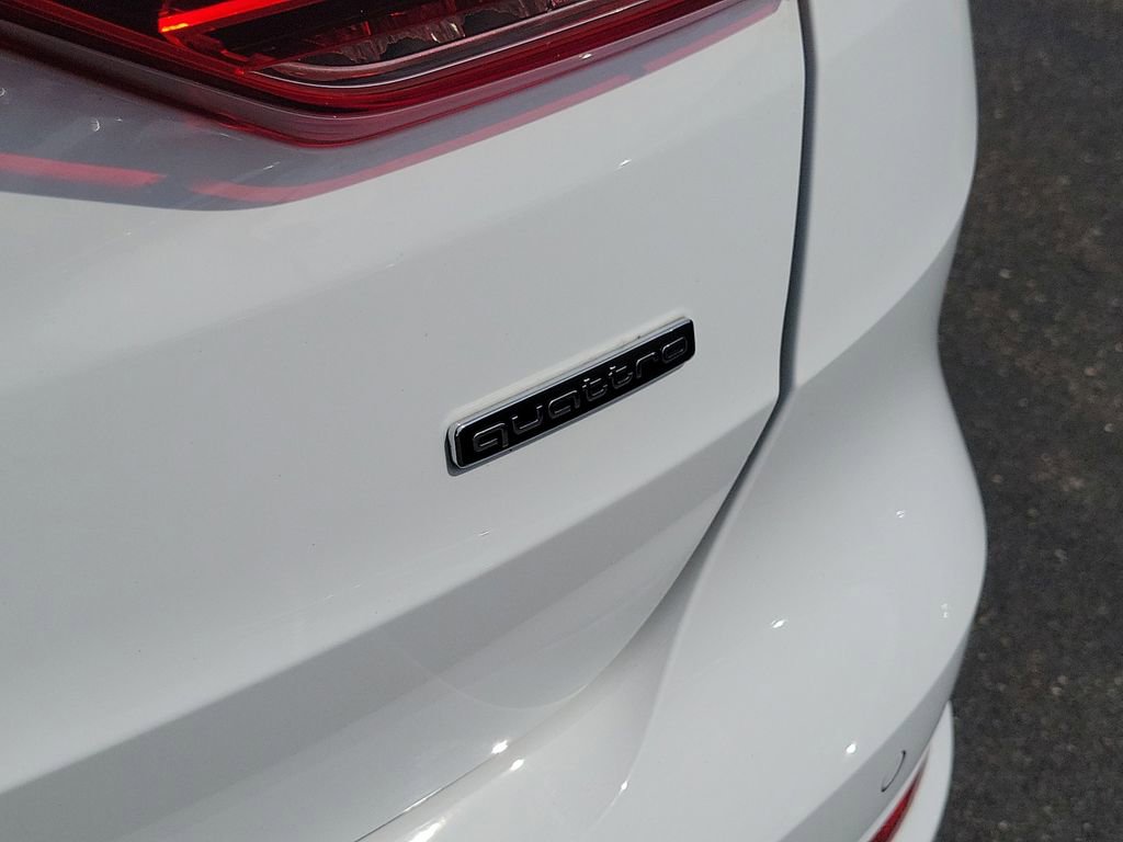 Used 2021 Audi Q3 2.0T Premium Plus AWD/4WD image 10