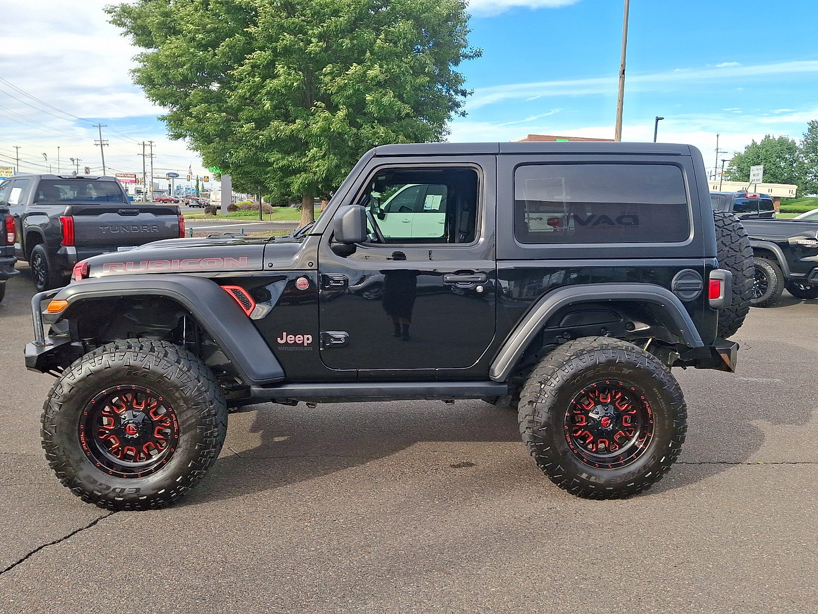 Used 2021 Jeep Wrangler Rubicon w/ Cold Weather Group AWD/4WD image 7