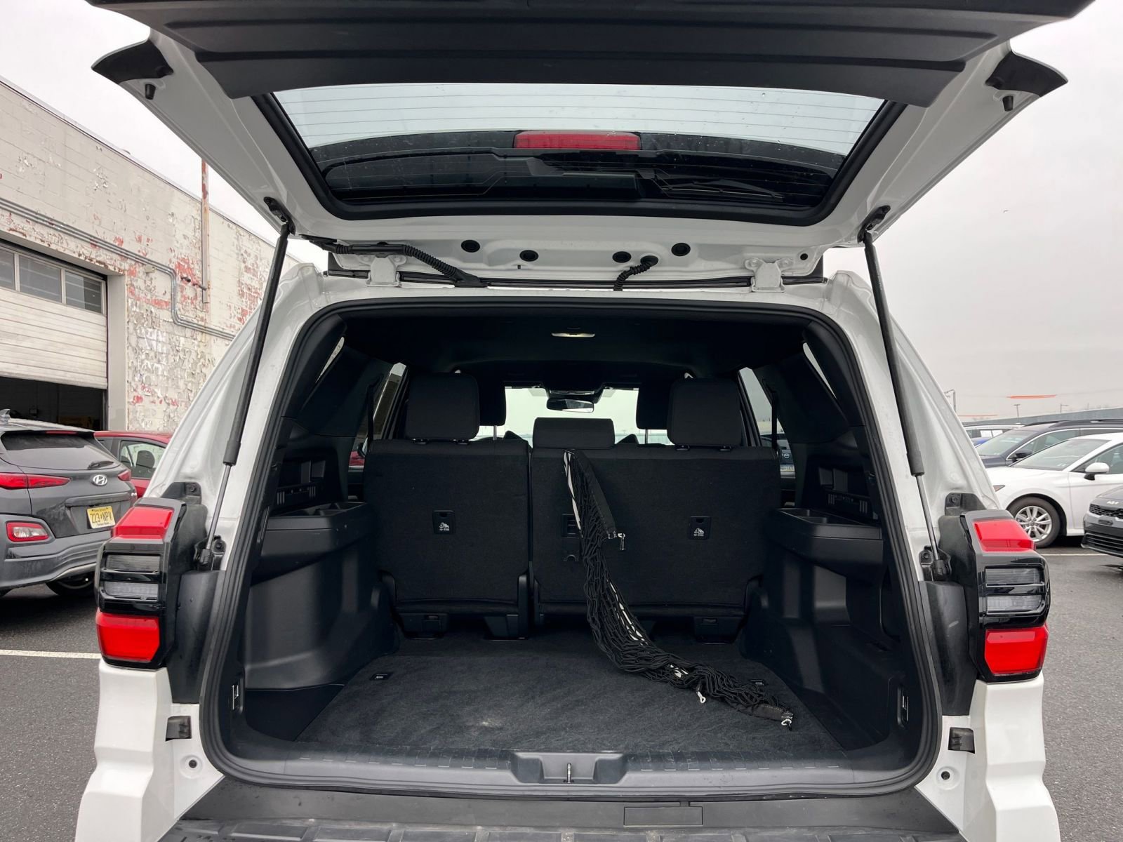 Used 2025 Toyota 4Runner TRD Off-Road image 32