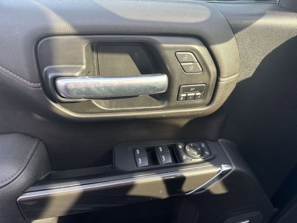 Certified 2022 GMC Sierra 1500 AT4 w/ AT4 Premium Package image 29