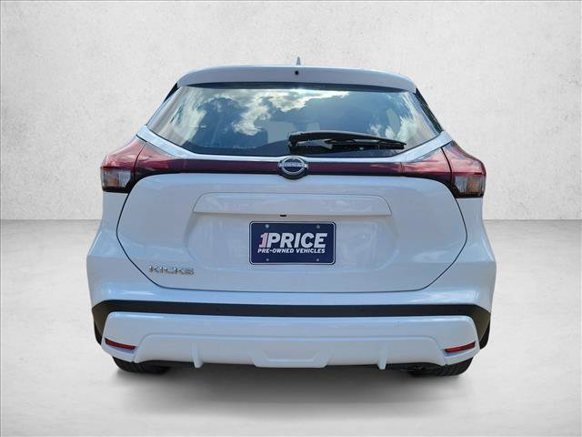 Used 2023 Nissan Kicks S FWD image 6