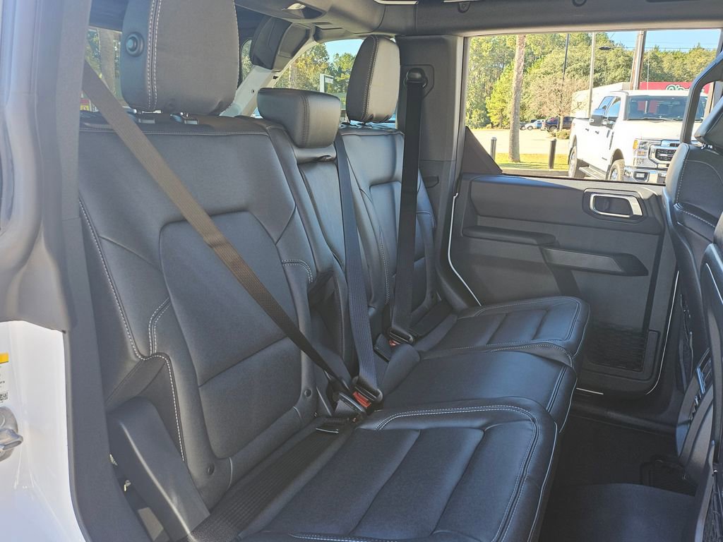 New 2025 Ford Bronco Big Bend w/ Black Diamond Package image 6