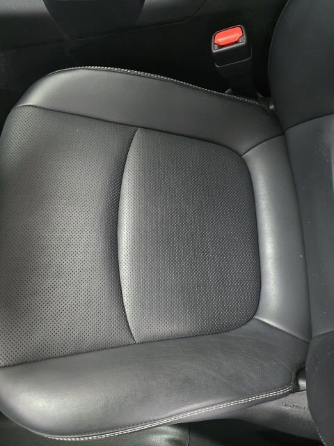 Used 2023 Toyota RAV4 Limited image 18