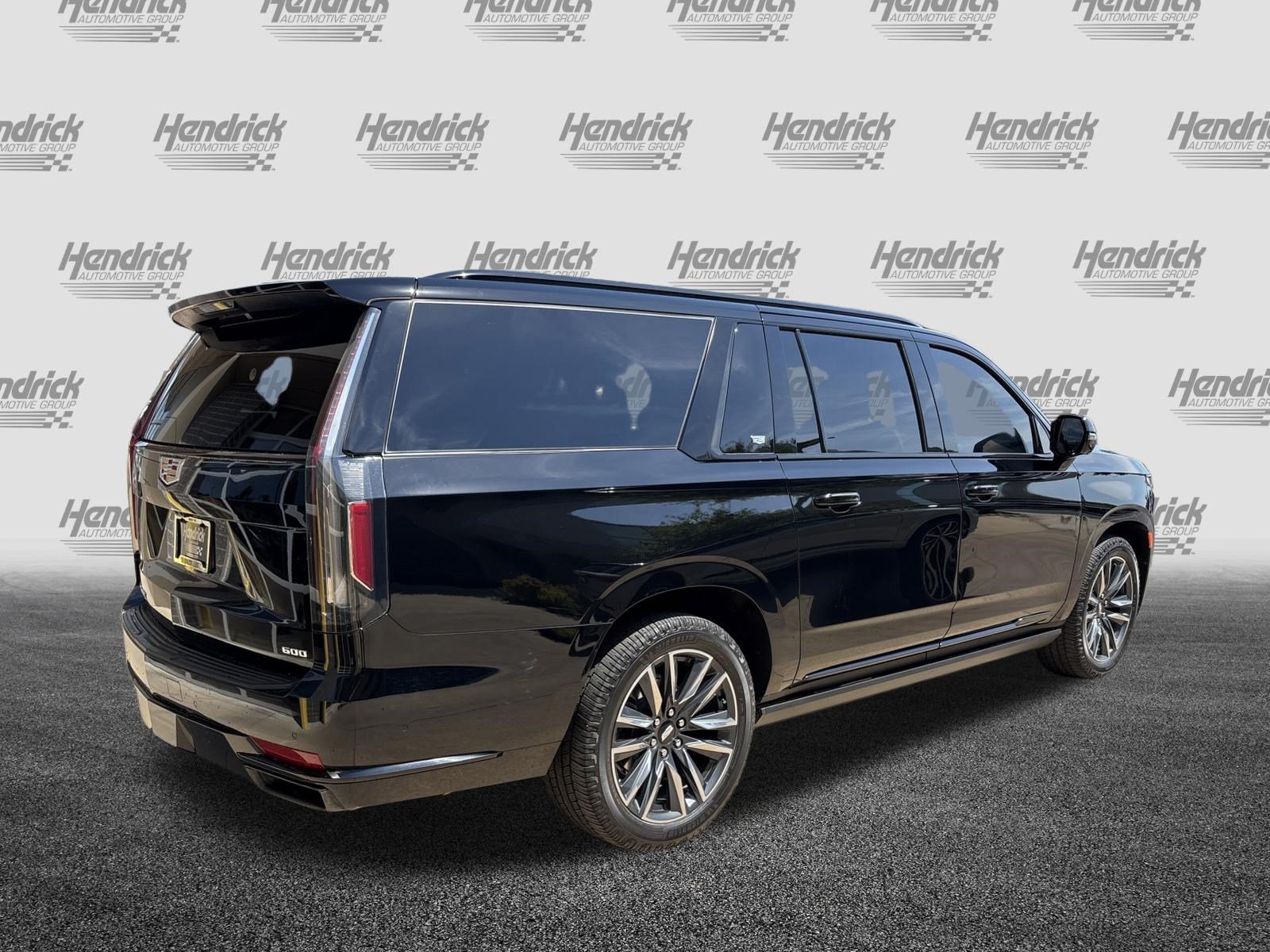 Used 2024 Cadillac Escalade ESV Sport w/ Touring Package AWD/4WD image 10