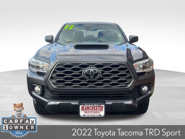 Used 2022 Toyota Tacoma TRD Sport image 3