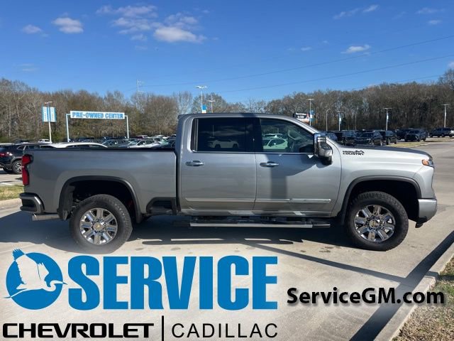 New 2026 Chevrolet Silverado 2500 High Country w/ High Country Premium Package AWD/4WD image 11