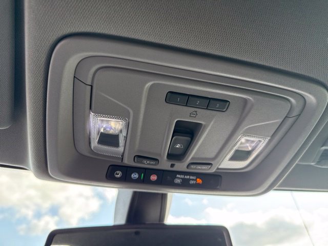 Used 2021 Chevrolet Silverado 1500 LT Trail Boss w/ Convenience Package II AWD/4WD image 37