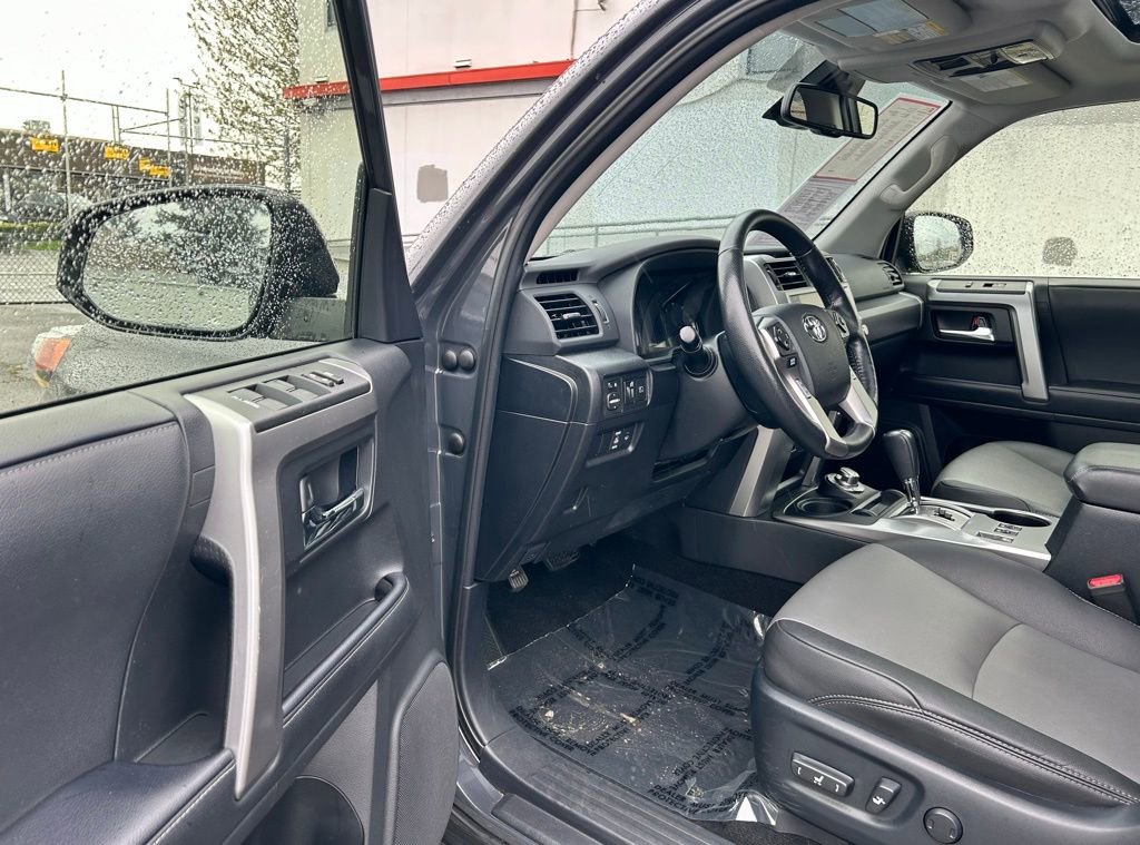 Certified 2024 Toyota 4Runner SR5 Premium w/ Moonroof Package AWD/4WD image 9