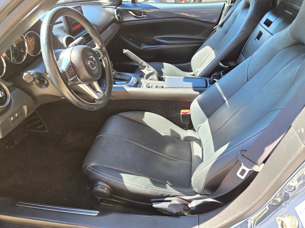 Used 2021 MAZDA MX-5 Miata Grand Touring RWD image 13
