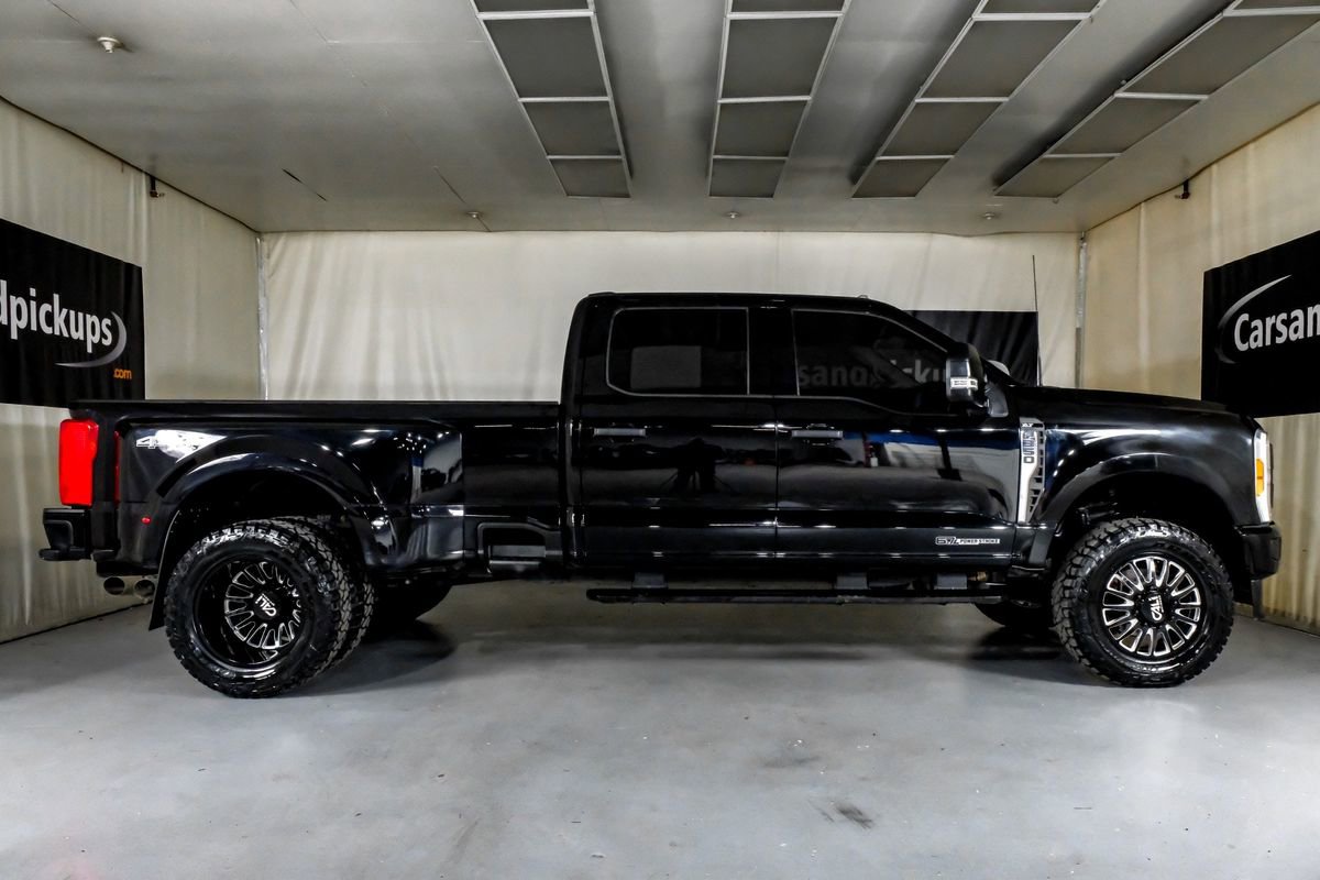 Used 2025 Ford F350 XLT image 6