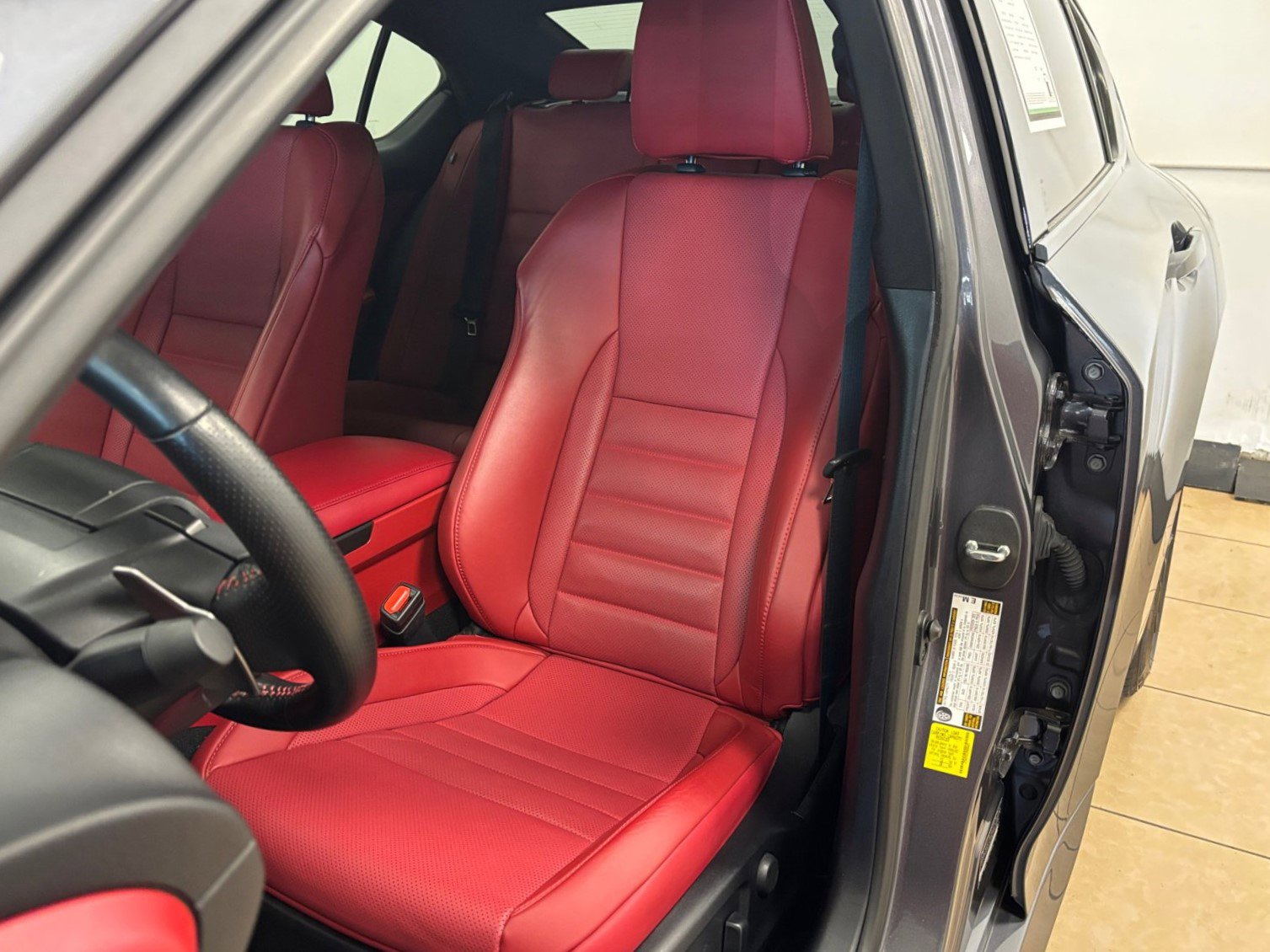 Used 2024 Lexus IS 500 RWD image 35
