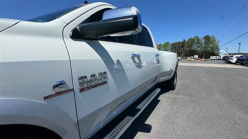 Used 2017 RAM 3500 Laramie image 15