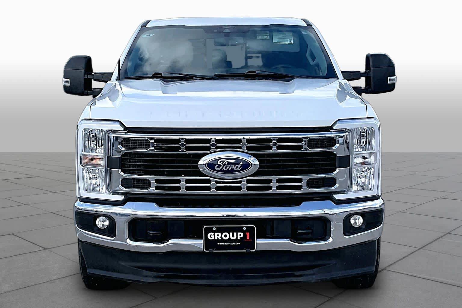 Used 2023 Ford F250 XLT AWD/4WD image 4