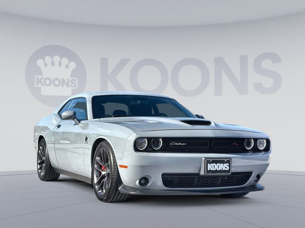 Used 2022 Dodge Challenger R/T Scat Pack w/ Driver Convenience Group image 10
