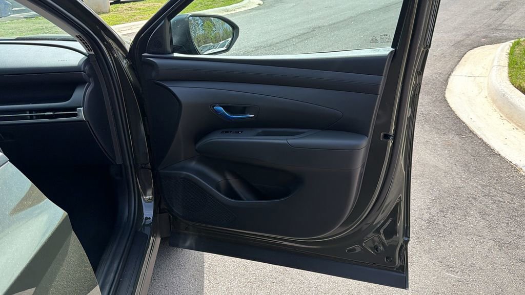 New 2026 Hyundai Tucson SE image 14