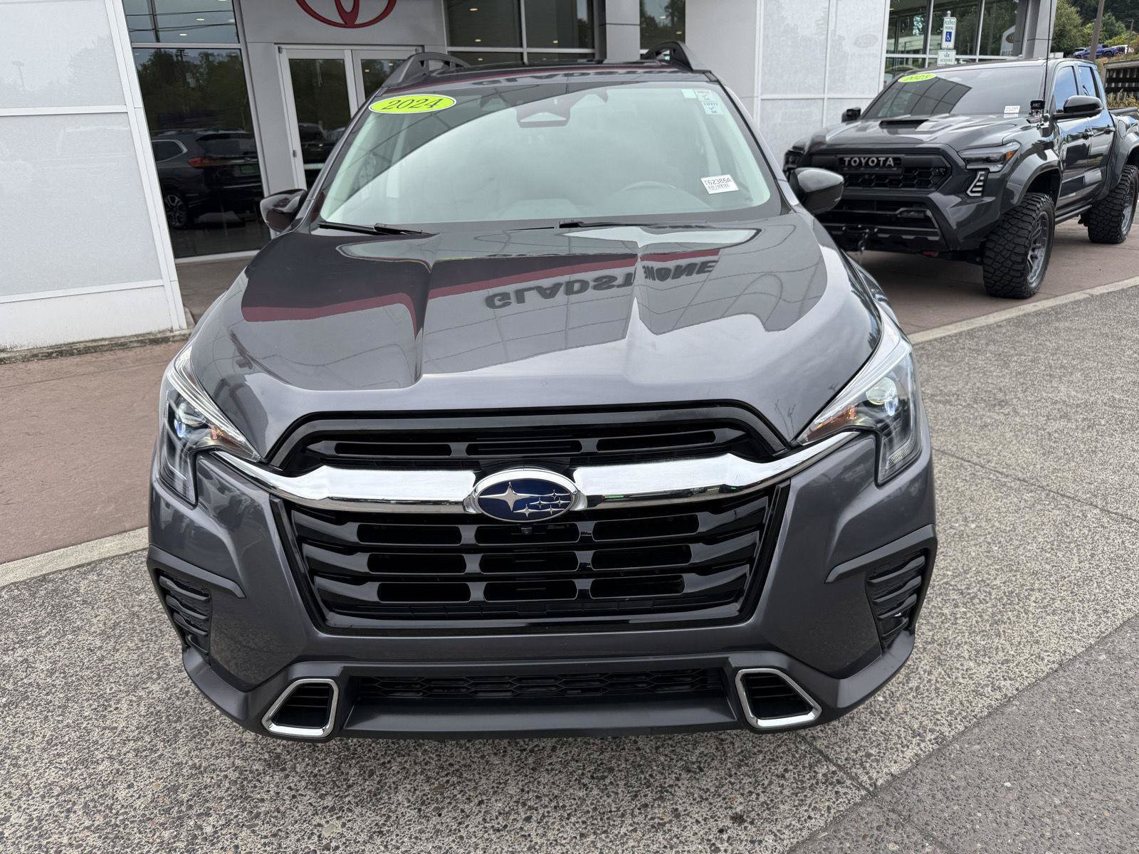 Used 2024 Subaru Ascent Touring w/ Popular Package #2 AWD/4WD image 10