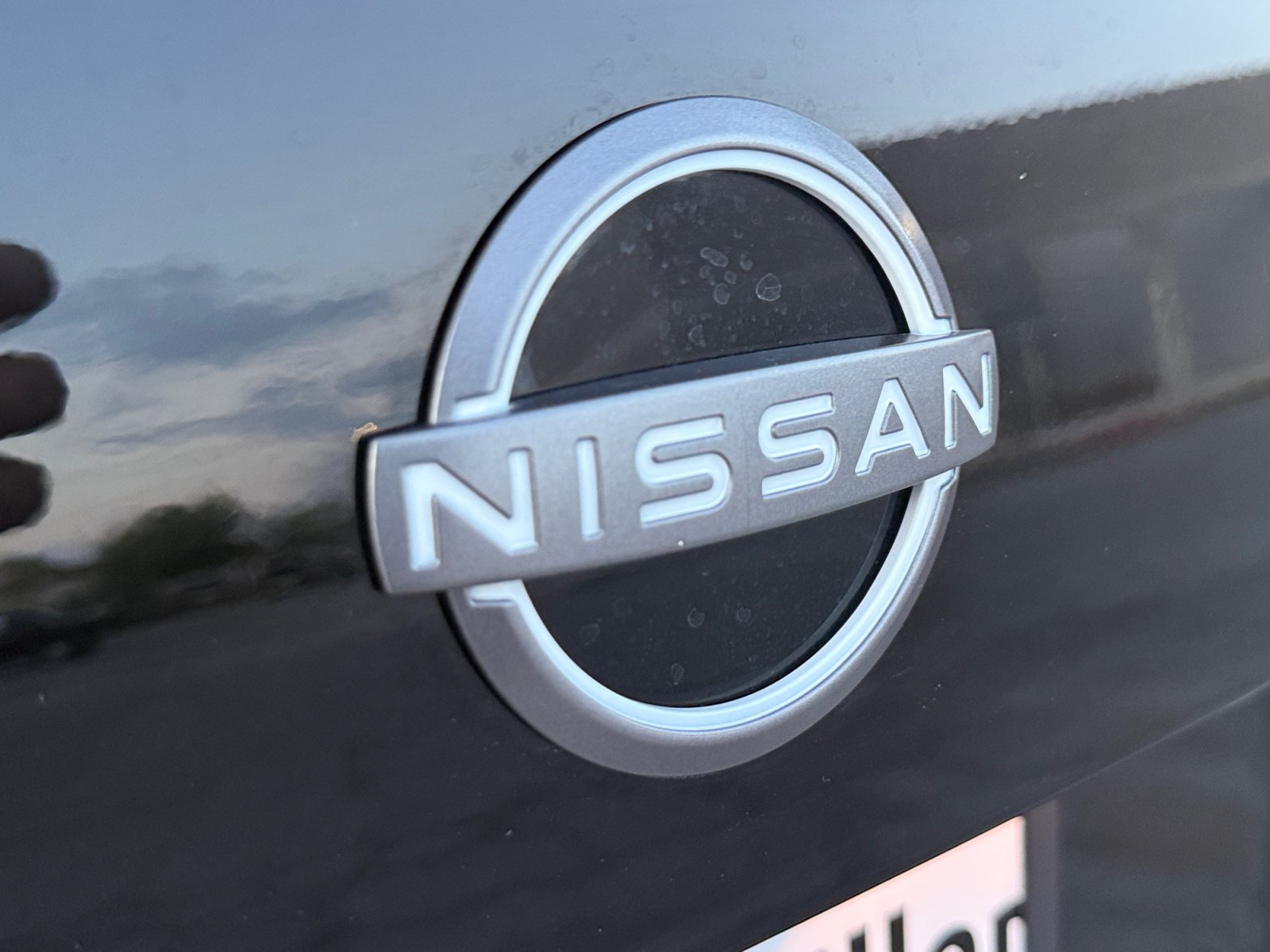 Used 2025 Nissan Versa S FWD image 29