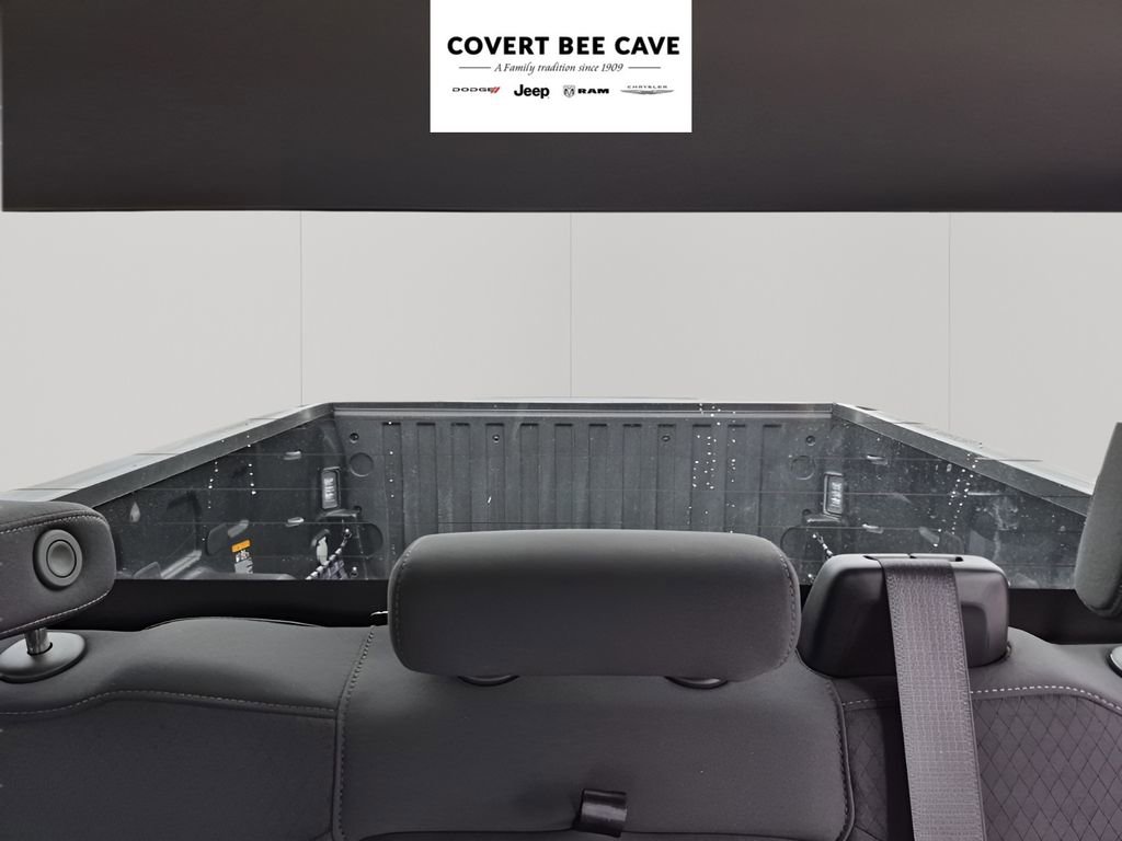 Used 2024 Chevrolet Silverado 1500 RST image 26