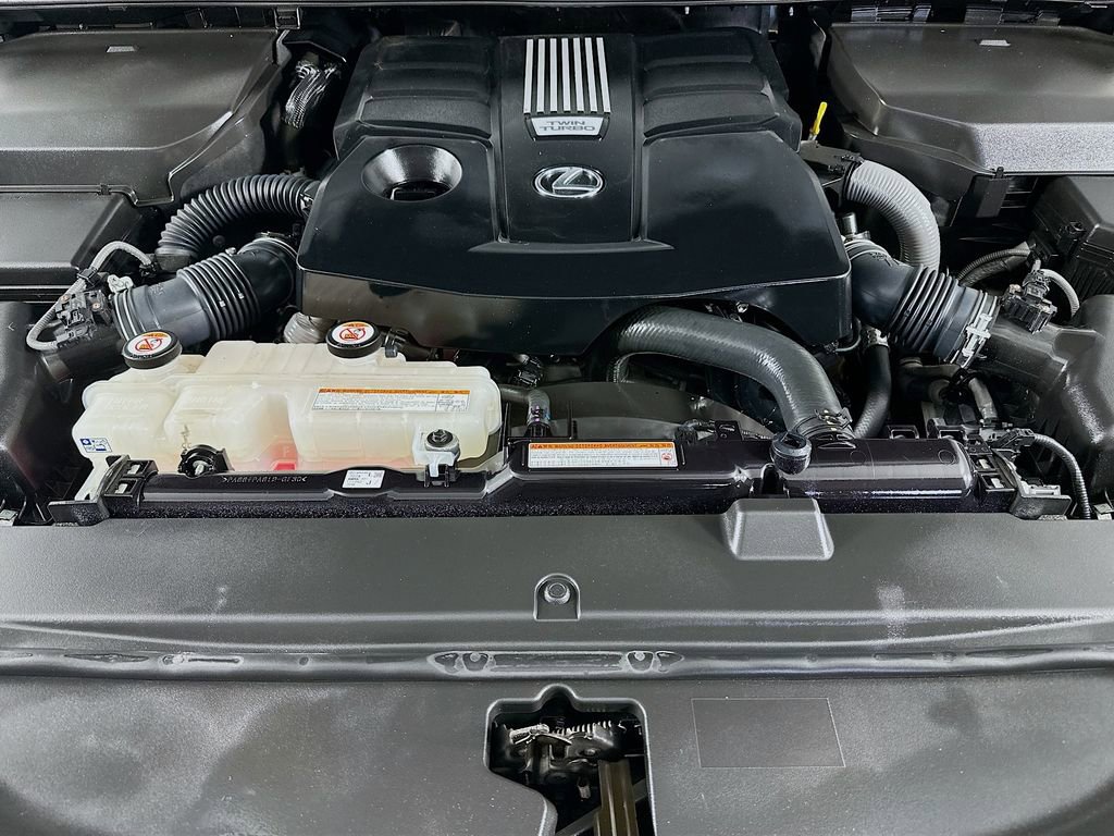 Used 2024 Lexus LX 600 F Sport image 38