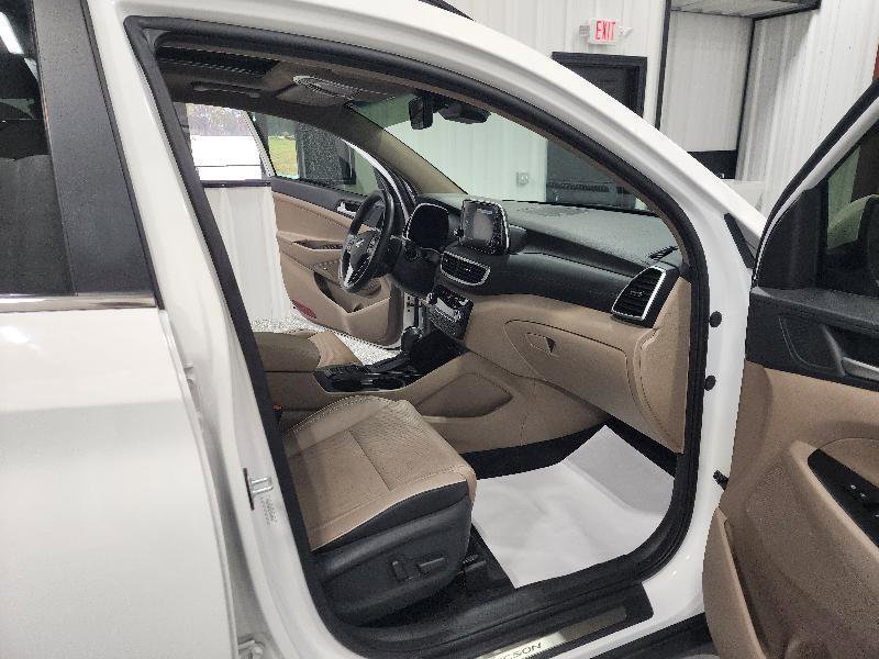 Used 2020 Hyundai Tucson Ultimate w/ Cargo Package FWD image 11