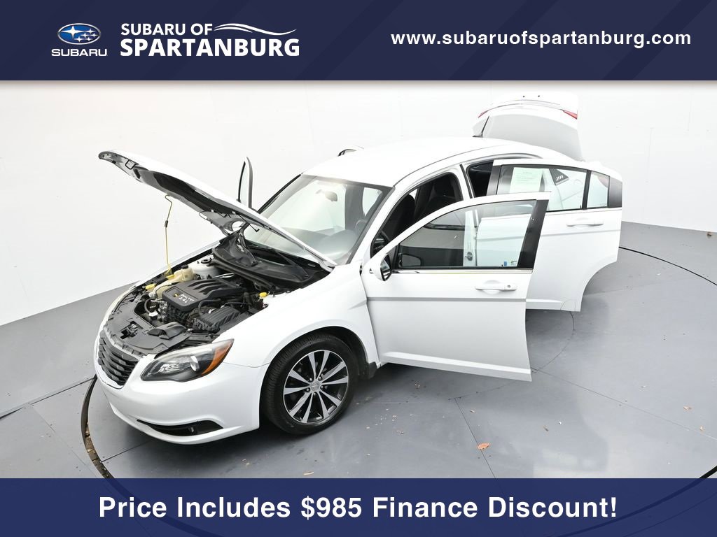 Used 2013 Chrysler 200 Touring w/ S Exterior Appearance Pkg image 34