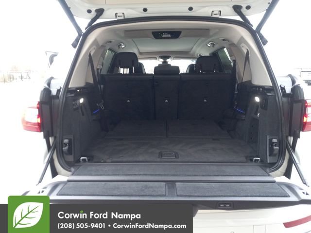 Used 2021 BMW X7 xDrive40i w/ Cold Weather Package image 26
