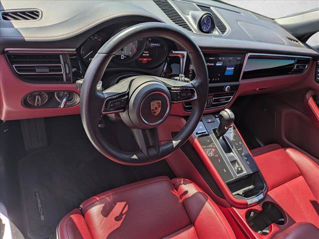Used 2024 Porsche Macan S AWD/4WD image 10