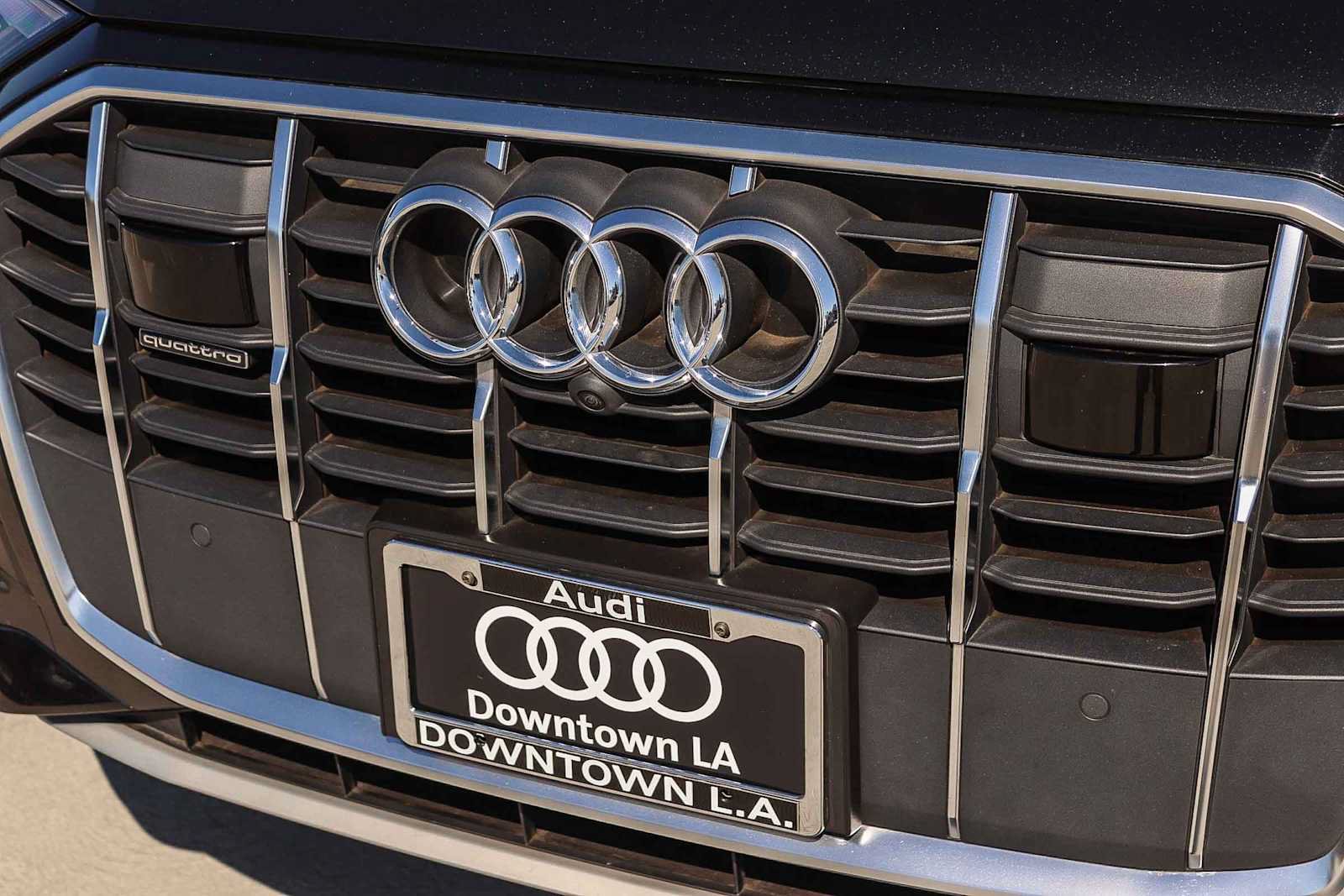 Used 2022 Audi Q7 3.0T Premium Plus w/ Premium Plus Package AWD/4WD image 8