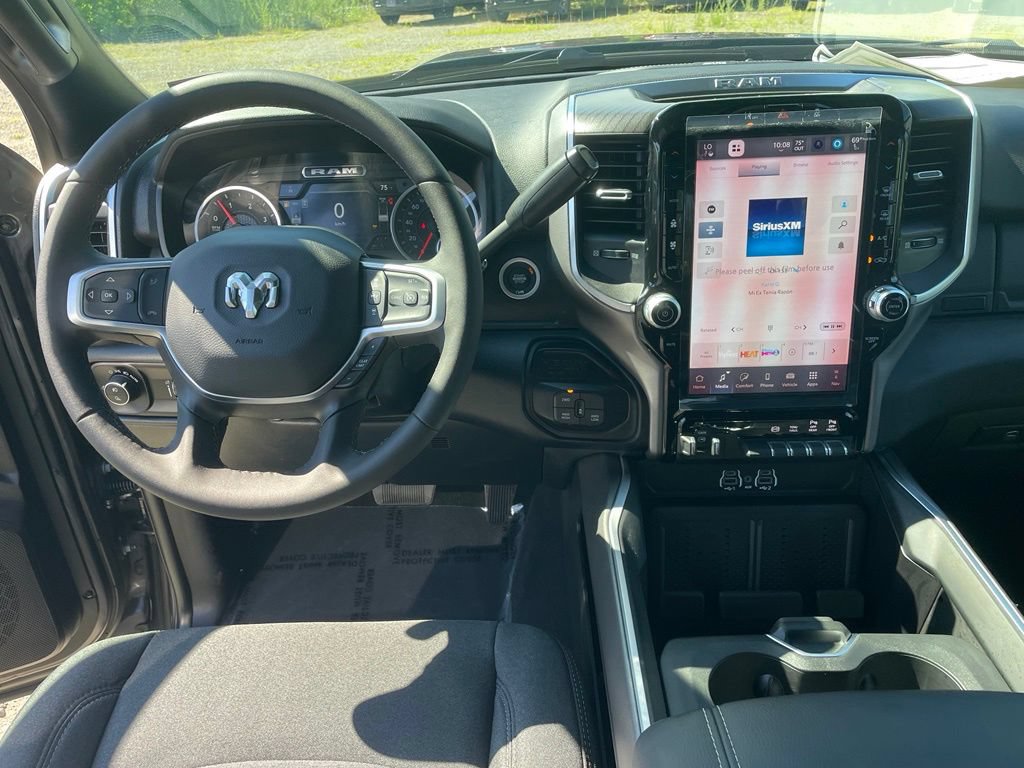 New 2026 RAM 2500 Big Horn AWD/4WD image 4