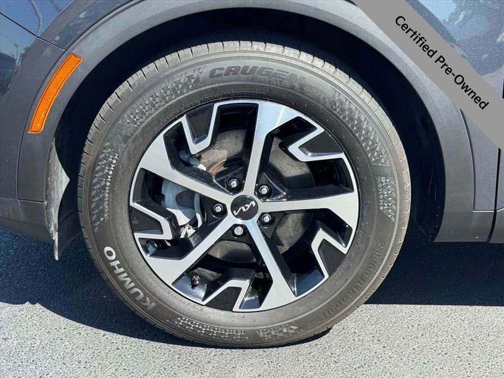 Certified 2024 Kia Sportage EX image 9