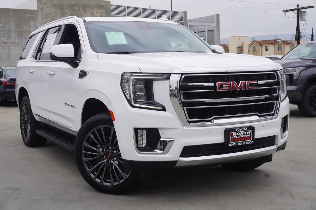 Used 2023 GMC Yukon SLT w/ SLT Premium Package RWD image 2