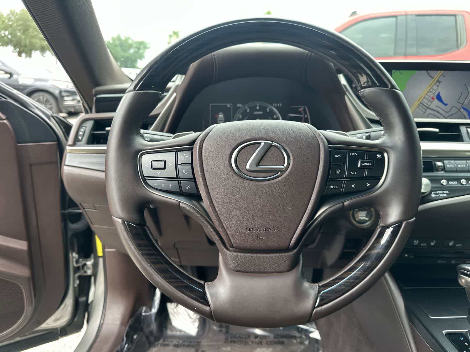 Used 2021 Lexus ES 250 w/ Premium Package AWD/4WD image 21