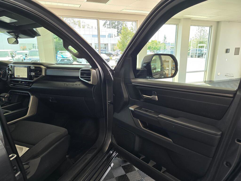 Used 2025 Toyota Tundra SR5 w/ SR5 Convenience Package AWD/4WD image 40