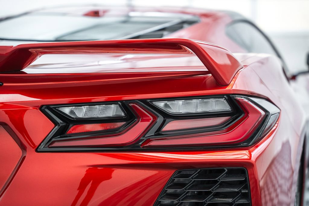 Used 2024 Chevrolet Corvette Stingray Premium Cpe w/ Z51 Performance Package image 8