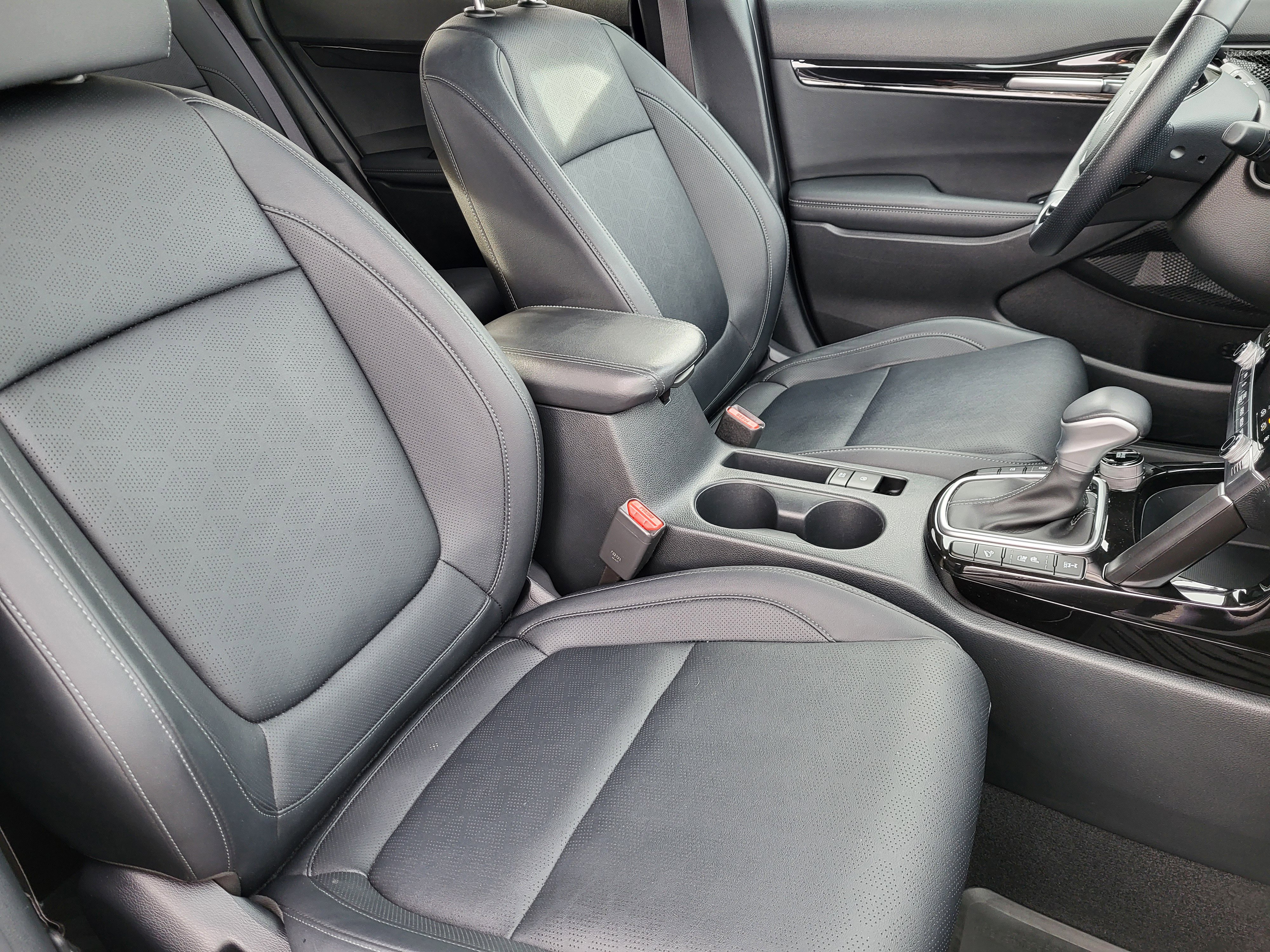 Used 2024 Kia Seltos SX w/ SX Sunroof Package image 15