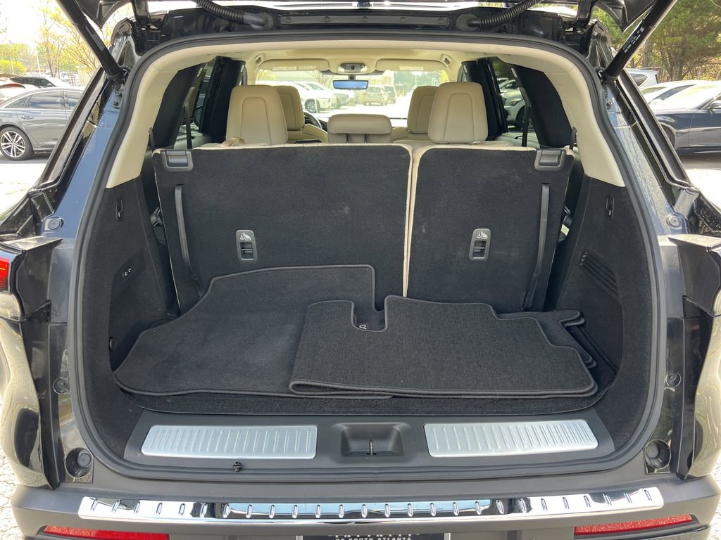 Used 2023 INFINITI QX60 Sensory w/ Vision Package FWD image 5