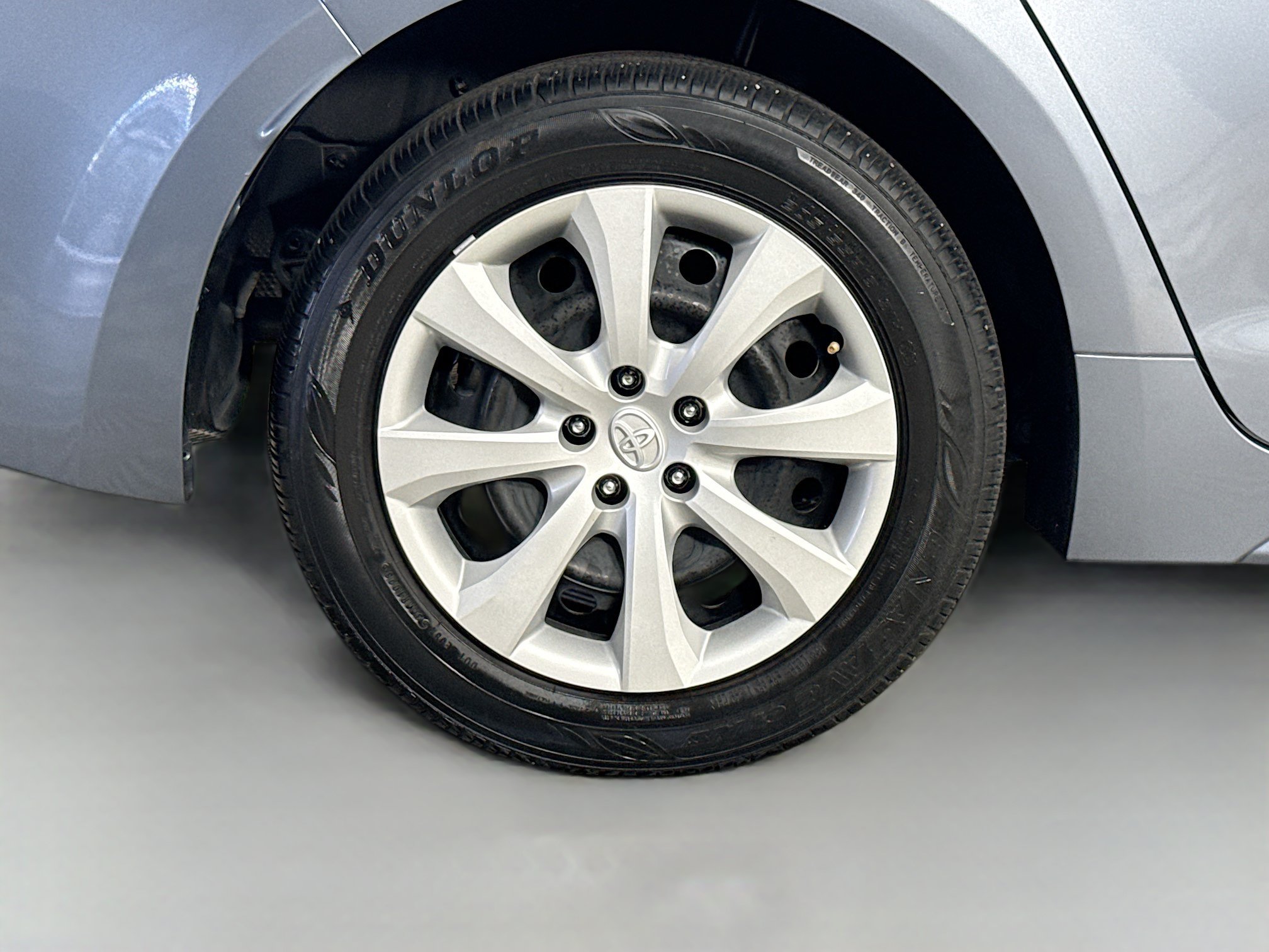 Used 2023 Toyota Corolla LE FWD image 33