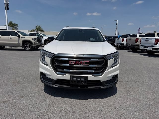 Used 2022 GMC Terrain AT4 w/ Tech Package AWD/4WD image 2