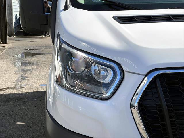 Used 2023 Ford Transit 250 Low Roof w/ Exterior Upgrade Package RWD image 8