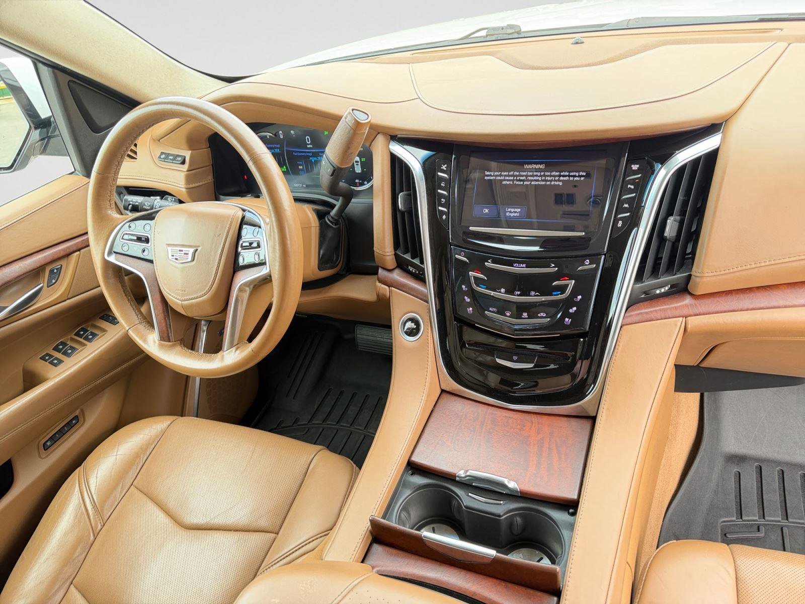 Used 2016 Cadillac Escalade Platinum AWD/4WD image 14